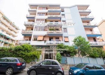 Facciata - Appartamento via Luigi Arnaldo Vassallo, Genova (zona Albaro) - foto 37
