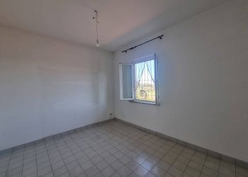 Foto 17 - Four-room apartment Via per Olle
 
40, Finale Ligure - photo 17