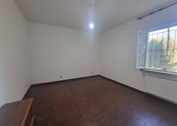 Foto 20 - Four-room apartment Via per Olle
 
40, Finale Ligure - photo 20