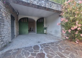 Foto 31 - Four-room apartment Via per Olle
 
40, Finale Ligure - photo 31