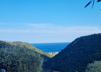 Foto 33 - Four-room apartment Via per Olle
 
40, Finale Ligure - photo 33
