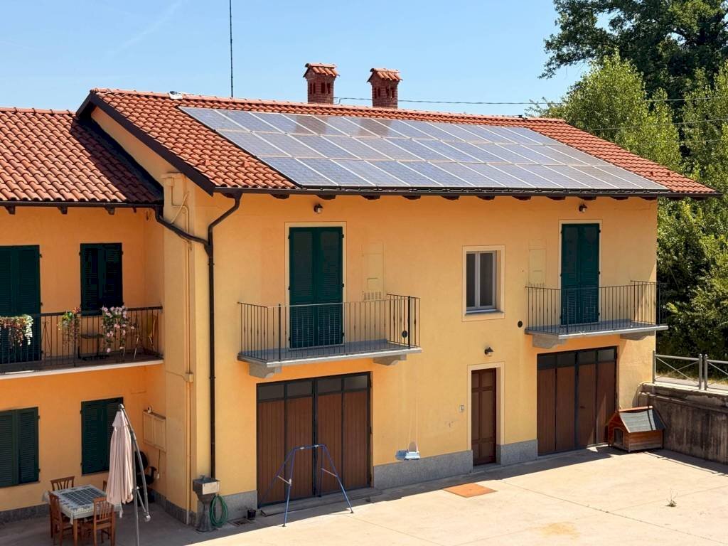 Facciata - Appartamento Frazione San Rocco, 136, Montaldo Roero - foto 2