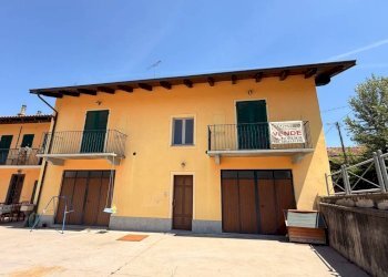 Facciata - Appartamento Frazione San Rocco, 136, Montaldo Roero - foto 1