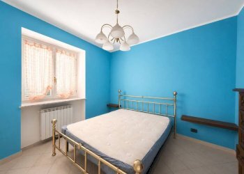 Camera da letto - Appartamento Frazione San Rocco, 136, Montaldo Roero - foto 7
