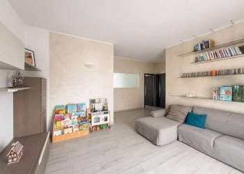 Salone - Four-room apartment via Alessandro Volta, 8, Carmagnola - photo 9