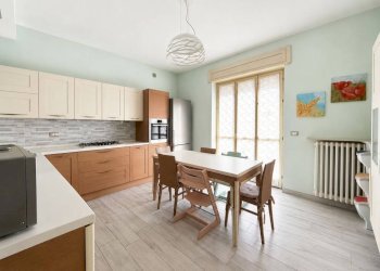 Cucina - Four-room apartment via Alessandro Volta, 8, Carmagnola - photo 13