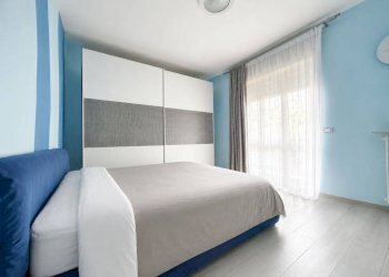 Camera da letto - Four-room apartment via Alessandro Volta, 8, Carmagnola - photo 27