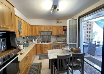 Cucina - Villa viale Carlo Pisacane, 96, Ravenna (zona Marina di Ravenna) - foto 12