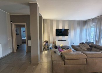 Salone - Three-room apartment via San Bernardo, 55, Mondovì - photo 1