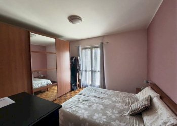 Camera da letto - Three-room apartment via San Bernardo, 55, Mondovì - photo 9