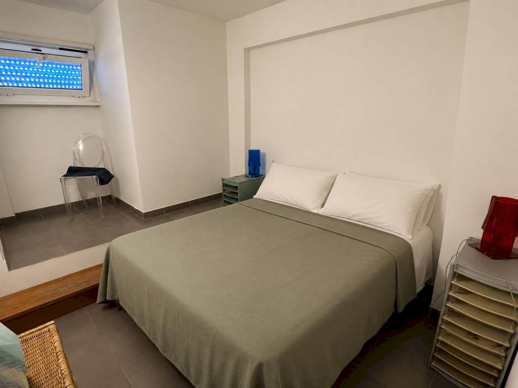 Camera da letto - Four-room apartment piazzale Orazio, 1, Anzio - photo 3