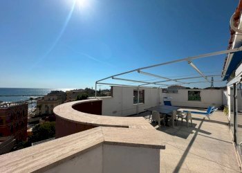 Vista - Four-room apartment piazzale Orazio, 1, Anzio - photo 1