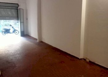 Interno non residenziale - Magazzino via Cupa Santa Lucia, Benevento - foto 9