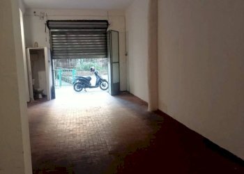 Interno non residenziale - Magazzino via Cupa Santa Lucia, Benevento - foto 11