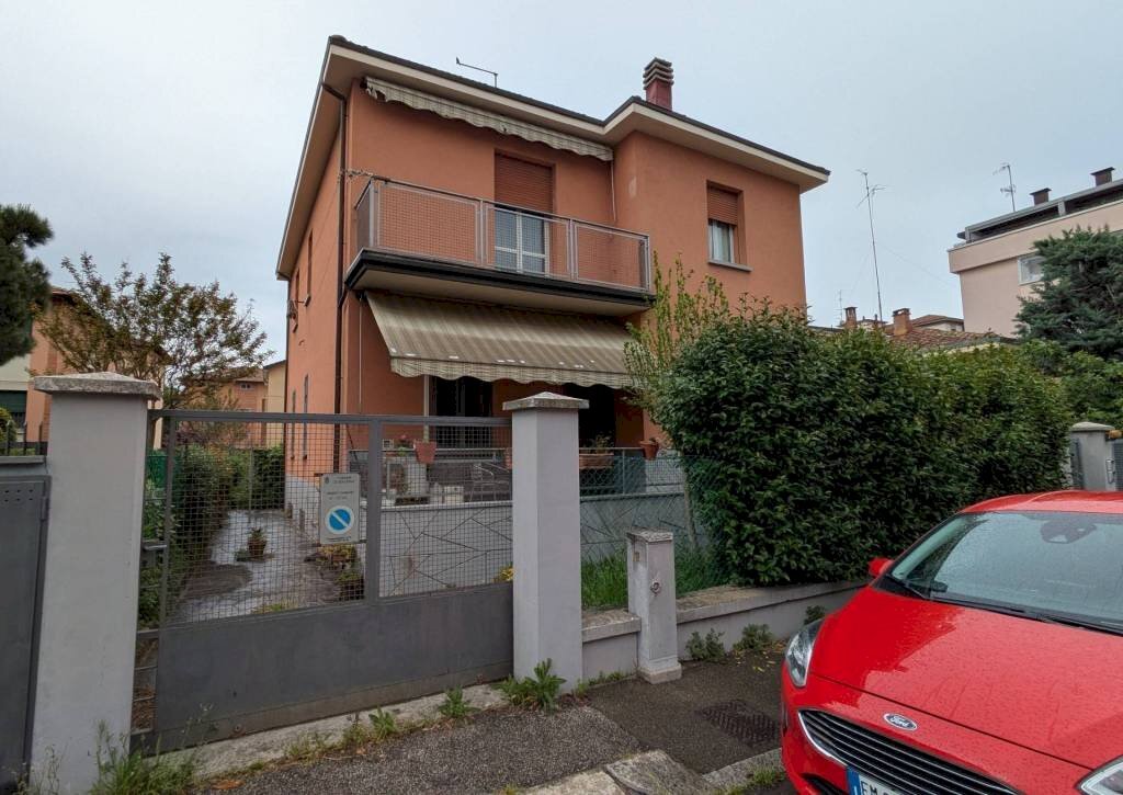 Facciata - Appartamento Bologna (zona Mazzini) - foto 1