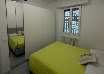 Camera da letto - Appartamento via Pietro Mengoli, Bologna (zona Massarenti) - foto 8