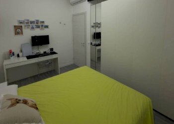 Camera da letto - Appartamento via Pietro Mengoli, Bologna (zona Massarenti) - foto 9