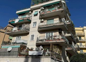 Facciata - Bilocale Clivo Rutario, Roma - foto 1