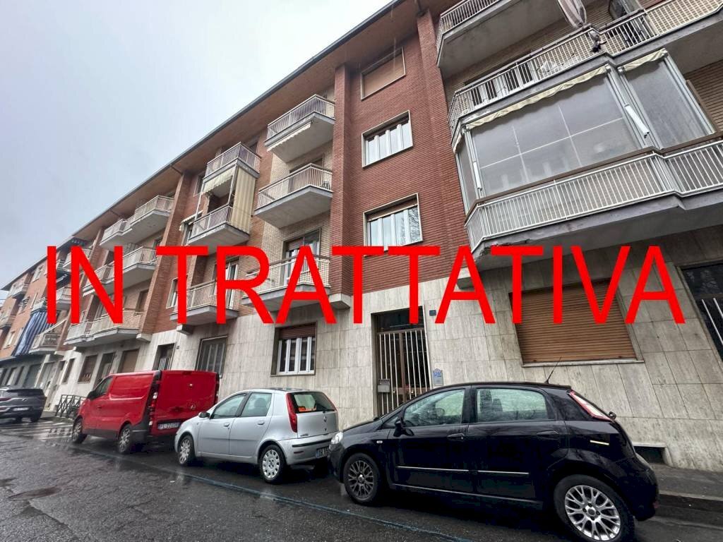 Facciata - Trilocale via Vittorio Zanellato, 23, Venaria Reale - foto 1
