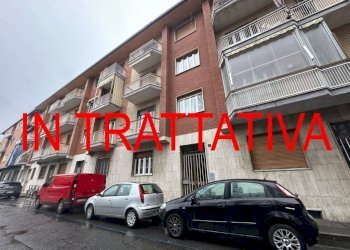Facciata - Trilocale via Vittorio Zanellato, 23, Venaria Reale - foto 1