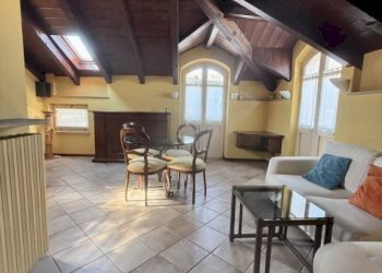 Salone - Quadrilocale Costa San Sebastiano, 14, Biella - foto 16
