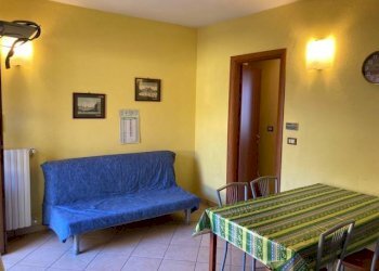 Cucina - Bilocale via Maestra, 50, Bobbio Pellice - foto 3