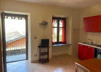 Cucina - Bilocale via Maestra, 50, Bobbio Pellice - foto 10