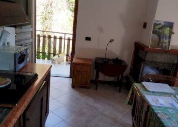 Cucina - Appartamento via per La Ceca, Berbenno di Valtellina - foto 5