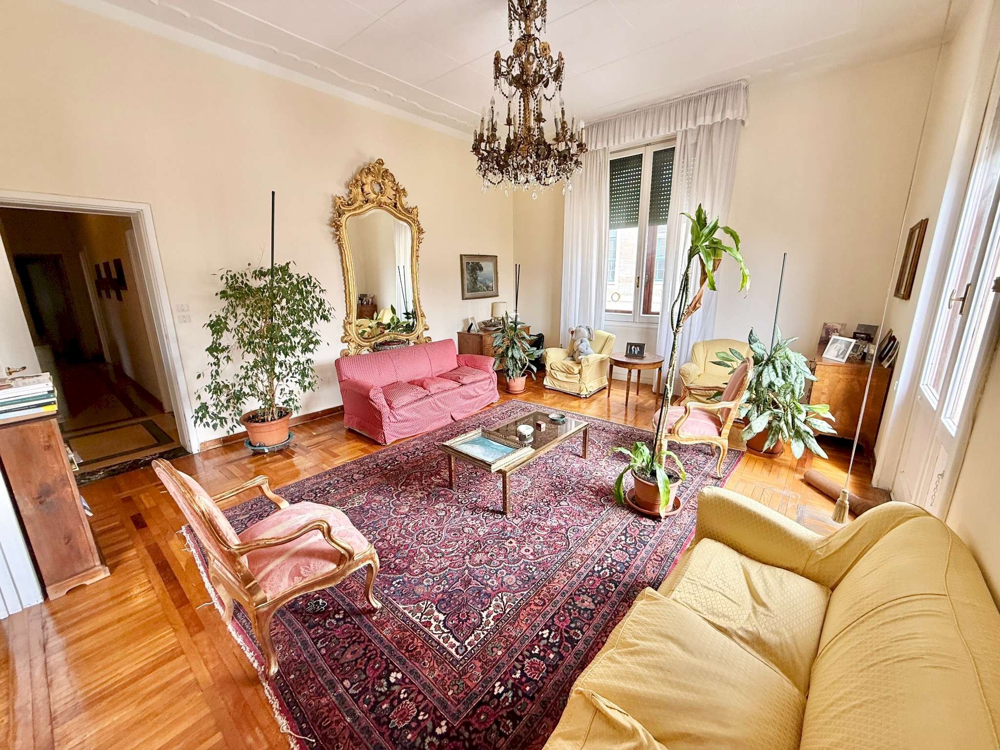 appartamento con balconi in vendita genova centro - Appartamento piazza della Vittoria, Genova (zona Foce) - foto 2