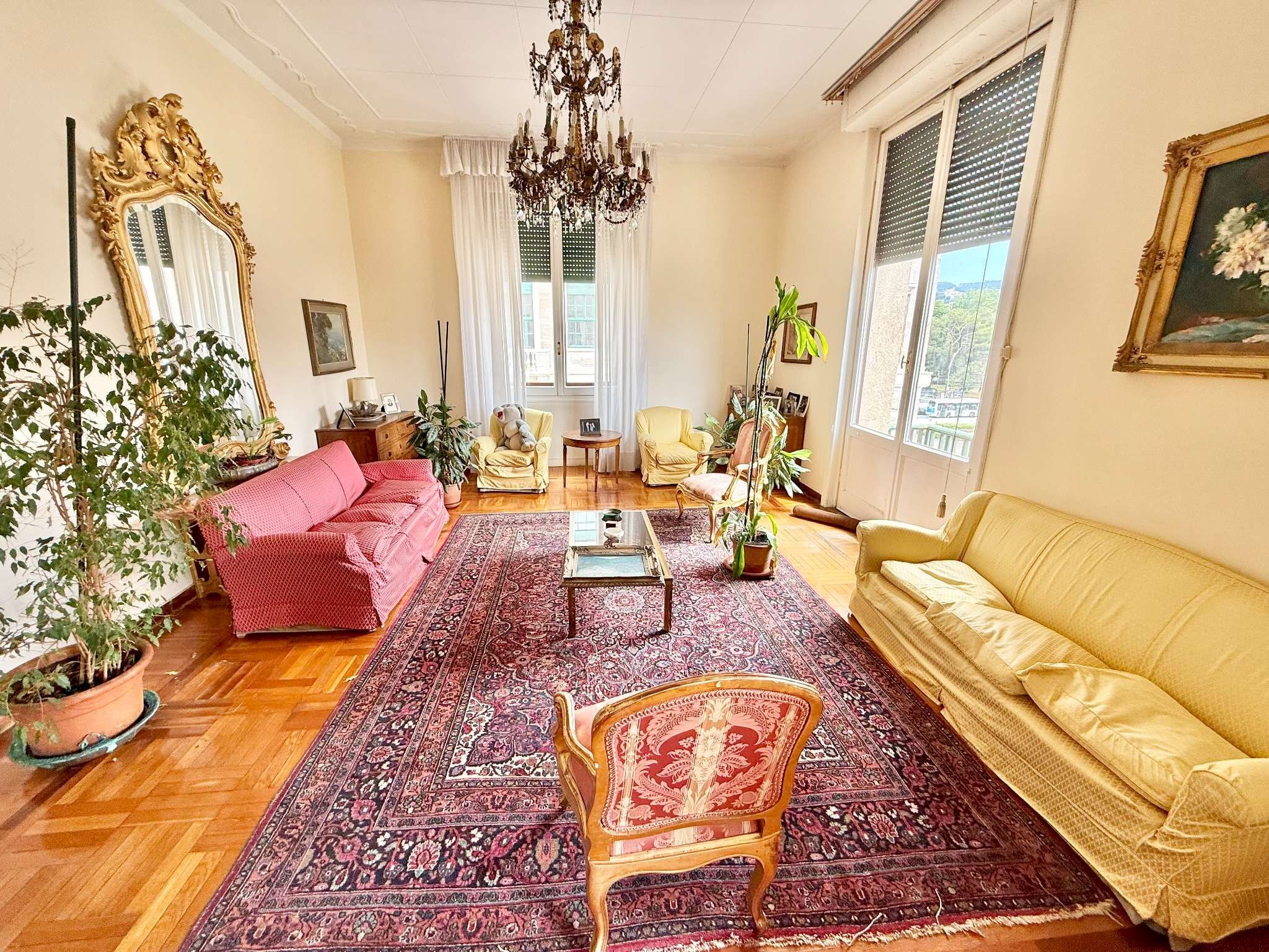 appartamento con balconi in vendita genova centro - Appartamento piazza della Vittoria, Genova (zona Foce) - foto 3