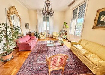 appartamento con balconi in vendita genova centro  - Appartamento piazza della Vittoria, Genova (zona Foce) - foto 3