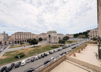 appartamento con balconi in vendita genova centro  - Appartamento piazza della Vittoria, Genova (zona Foce) - foto 19