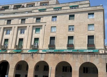 appartamento con balconi in vendita genova centro  - Appartamento piazza della Vittoria, Genova (zona Foce) - foto 20