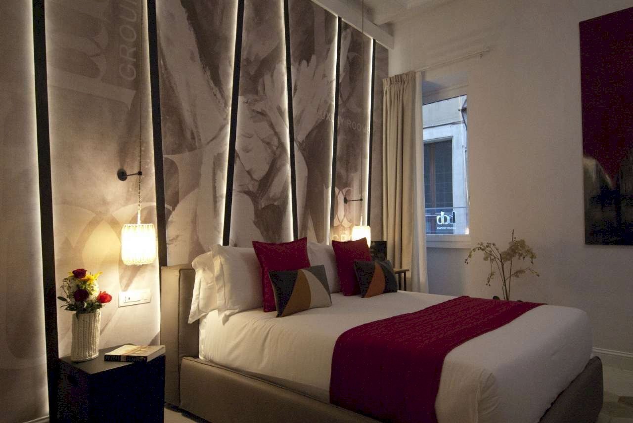 suite  - Bed & Breakfast via Via Mario de' Fiori, 32, Roma (zona Centro Storico) - foto 1