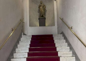ingresso - Bed & Breakfast via Via Mario de' Fiori, 32, Roma (zona Centro Storico) - foto 2