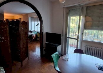 Salone - Three-room apartment via Feltre, Milano (neighborhood Lambrate) - photo 2