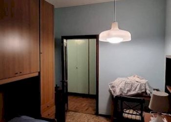 Camera da letto - Three-room apartment via Feltre, Milano (neighborhood Lambrate) - photo 14