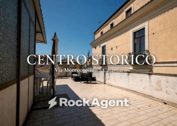 Veranda - Attico via Montecorvino, 2, Catanzaro - foto 1