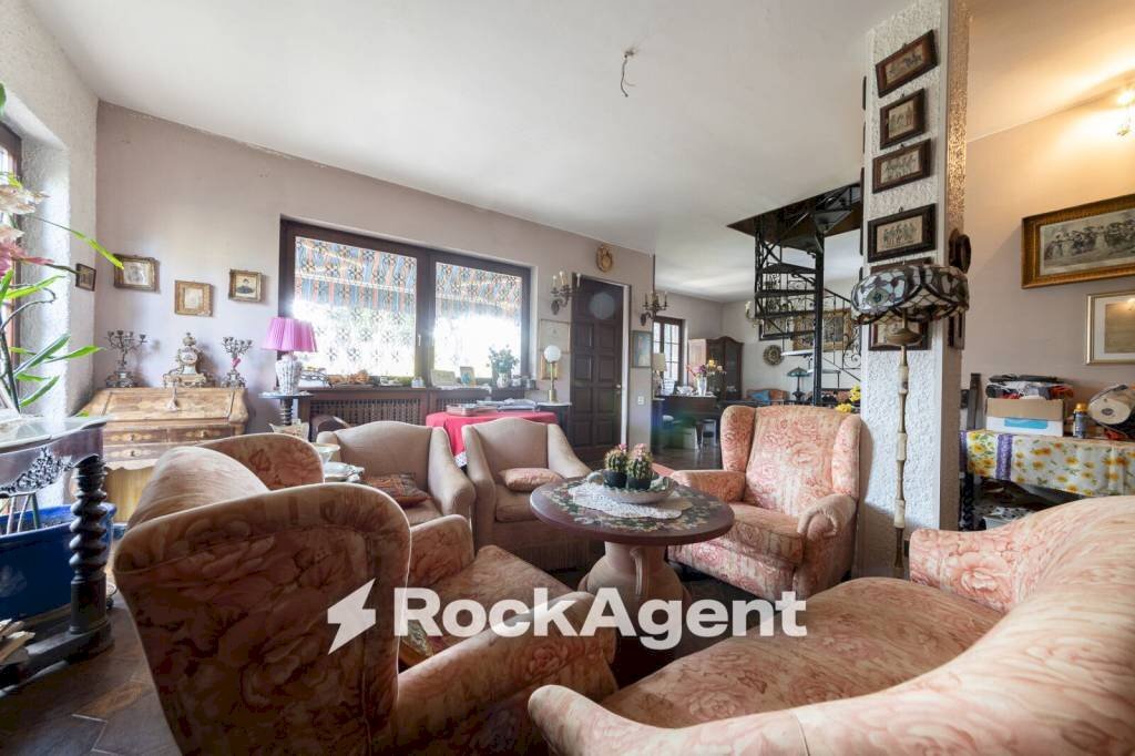 Salone - Villa viale Grigna, 28, Camparada - foto 3