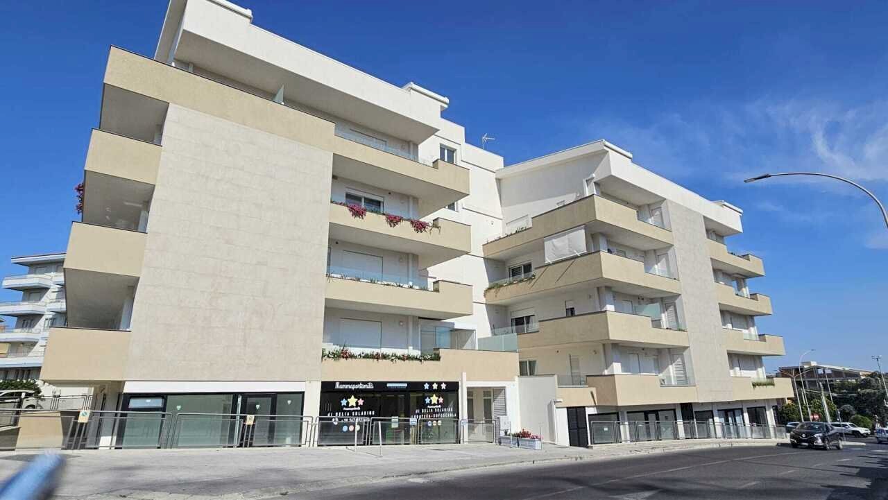 2 - Commercial Premises Via Resistenza Partigiana 2, Modica - photo 2