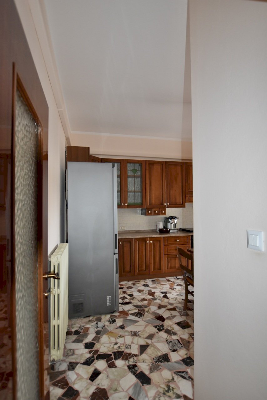 Cucina - Quadrilocale Via Luigi Galvani 5, San Giovanni in Persiceto - foto 2