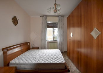 Camera da letto - Quadrilocale Via Luigi Galvani 5, San Giovanni in Persiceto - foto 10