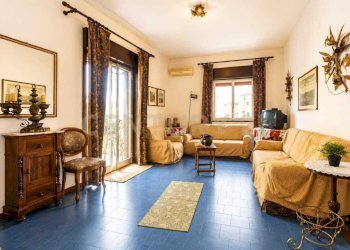 WhatsApp Image 2026-07-04 at 11.28.18 - Two-room apartment Via Porticato  2, Giardini-Naxos - photo 1