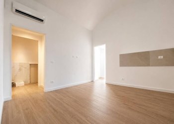 One-room apartment Torino - photo 17