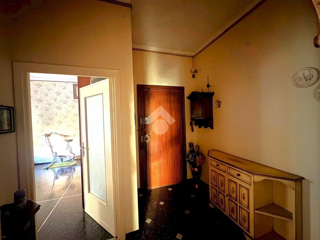 Trilocale Salita Brasile, Genova (zona Bolzaneto) - foto 2