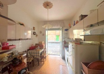 Trilocale Salita Brasile, Genova (zona Bolzaneto) - foto 9