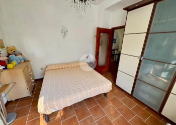 Independent house Via Nino Bixio, Carro - photo 9