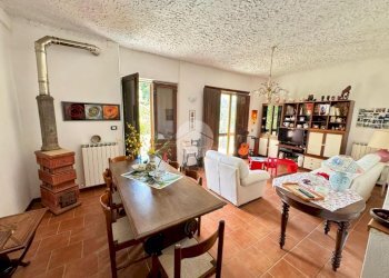 Independent house Via Nino Bixio, Carro - photo 13