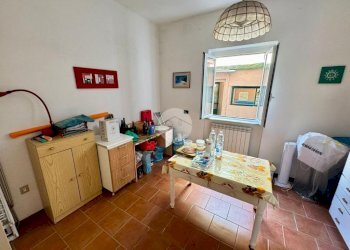 Independent house Via Nino Bixio, Carro - photo 17