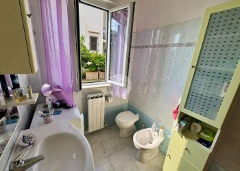 Independent house Via Nino Bixio, Carro - photo 20